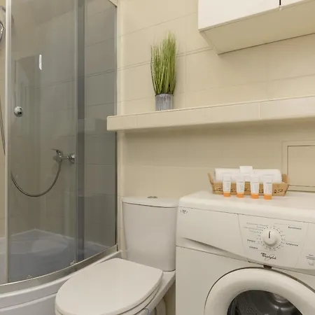 Apartment Rent Like - Comfortable Sapiezynska *