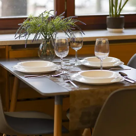 Apartmán Comfortable Sapiezynska By Renters Varšava