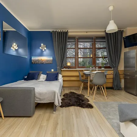 Comfortable Sapiezynska By Renters * Varsovia